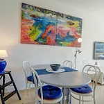 Mediterraneo Seaview Apartment