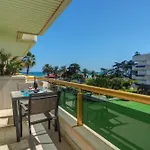Mediterraneo Seaview Apartment